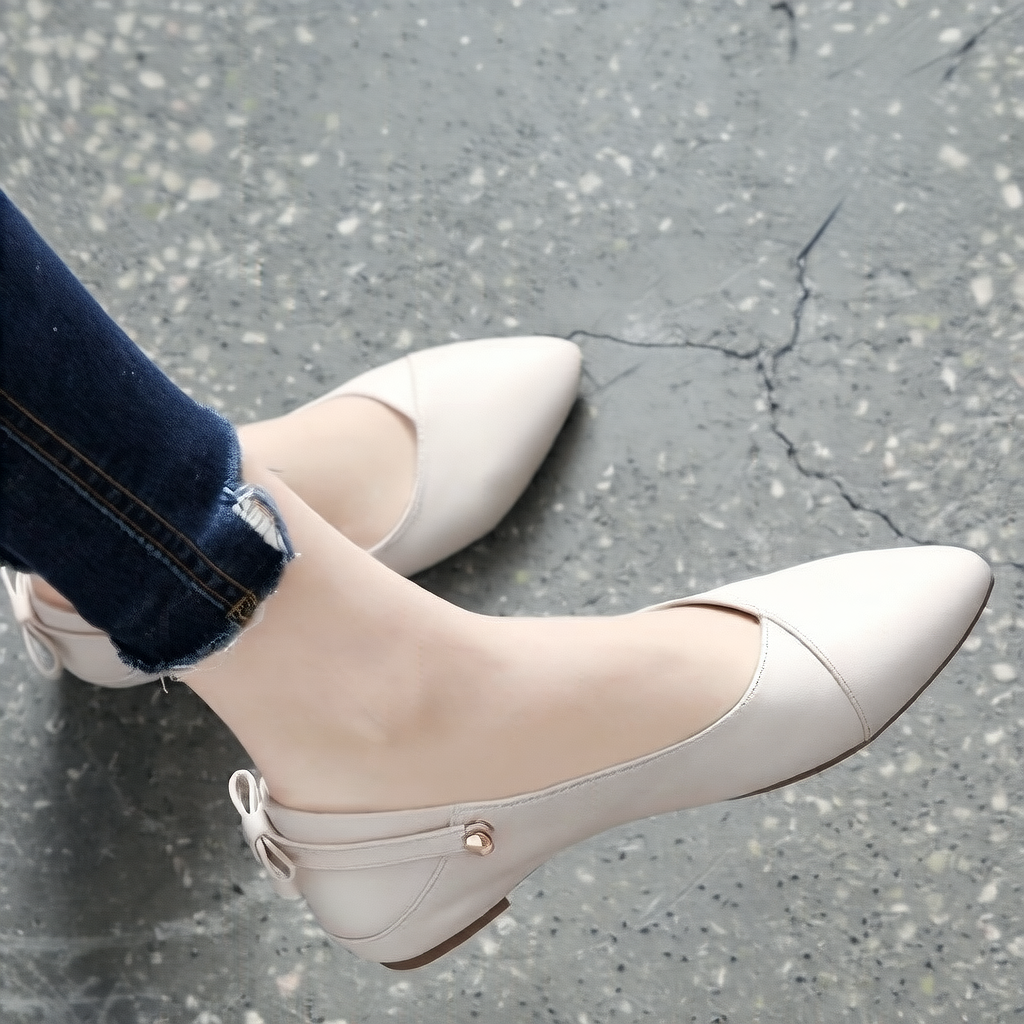 Soft Leather Non-Slip Pointed Toe Women's Flat Shoes